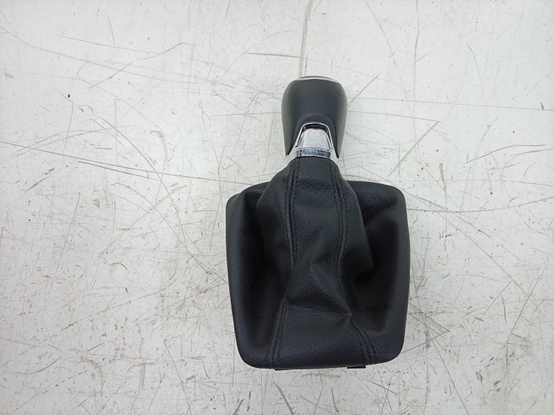 Recambio de pomo palanca cambio para skoda octavia iv (nx3, nn3, pv3) 2.0 tdi referencia OEM IAM   