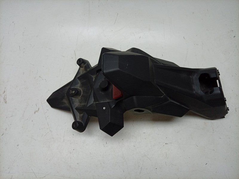 Recambio de portamatriculas para honda nc nc 750 x (rh09) referencia OEM IAM  80100MKAD80 