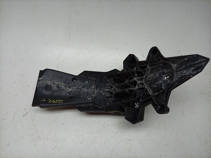 Recambio de portamatriculas para honda nc nc 750 x (rh09) referencia OEM IAM  80100MKAD80 