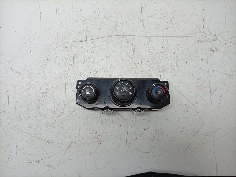 Recambio de mando climatizador para kia sportage ii (je_, km_) 2.0 i 16v referencia OEM IAM  972501F000 