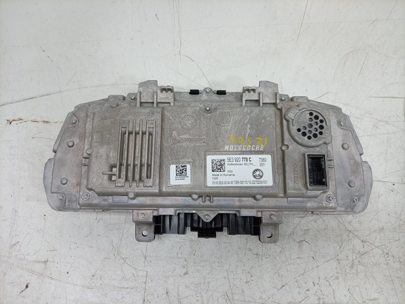 Recambio de cuadro instrumentos para skoda octavia iv (nx3, nn3, pv3) 2.0 tdi referencia OEM IAM A3C00436200 5E3920770C 