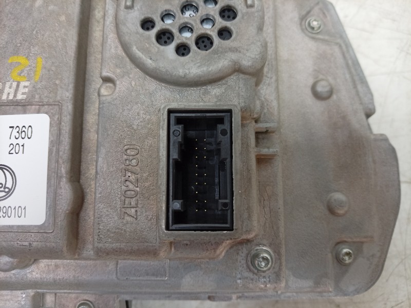 Recambio de cuadro instrumentos para skoda octavia iv (nx3, nn3, pv3) 2.0 tdi referencia OEM IAM A3C00436200 5E3920770C 