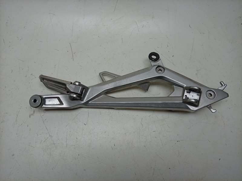 Recambio de estribos laterales para honda nc nc 750 x (rh09) referencia OEM IAM  50650MKWD00ZA 