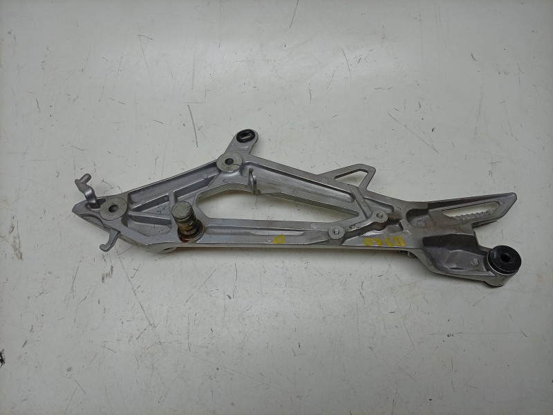 Recambio de estribos laterales para honda nc nc 750 x (rh09) referencia OEM IAM  50650MKWD00ZA 