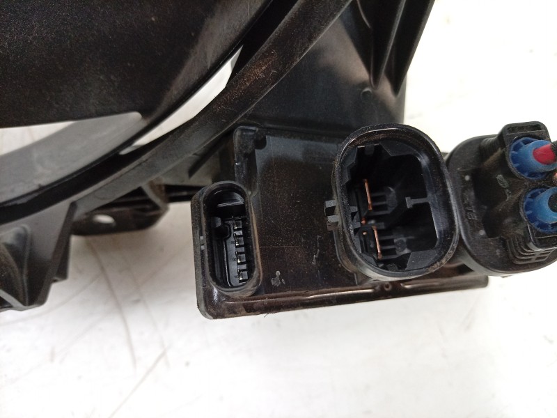 Recambio de electroventilador para citroën c4 x 1.2 hybrid 136 136 ch gasolina/eléctrico (2024) referencia OEM IAM  9824730380 E