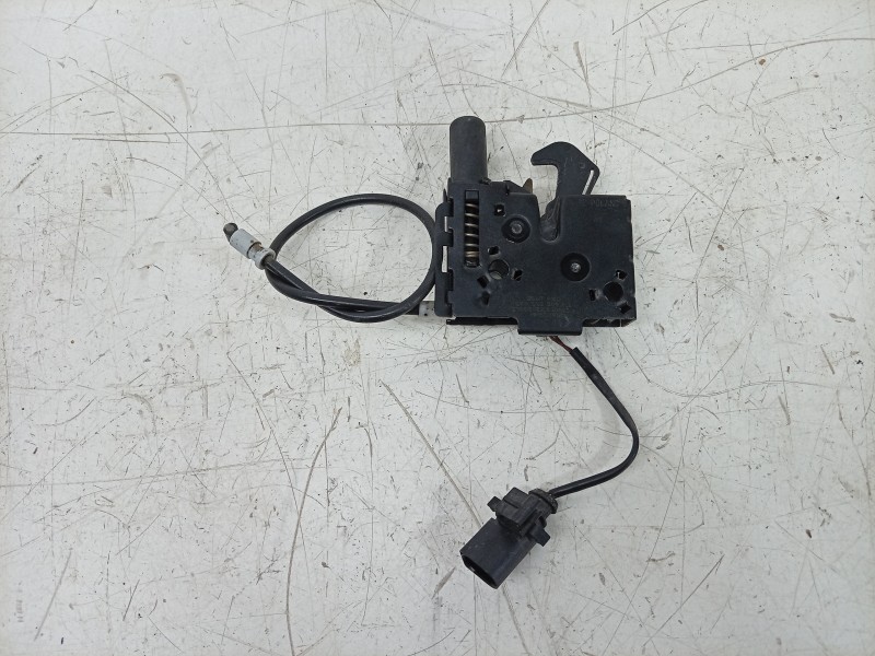 Recambio de cerradura capo para seat arona (kj7, kjp) 1.0 tsi referencia OEM IAM  6F0823509 DLF710D37HQ