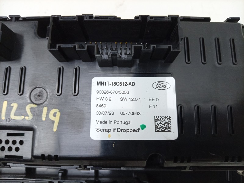 Recambio de mando climatizador para ford puma (j2k, cf7) 1.0 ecoboost mhev referencia OEM IAM  MN1T18C612AD 