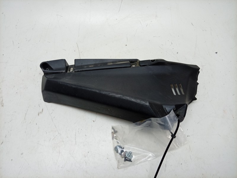 Recambio de moldura para honda forza forza 350 referencia OEM IAM  64530K1BT200 