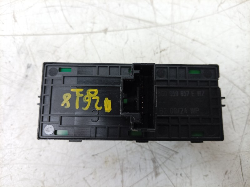 Recambio de mando elevalunas delantero izquierdo para volkswagen taigo (cs1) 1.0 tsi referencia OEM IAM  5G0959857E IAF430037HQ/
