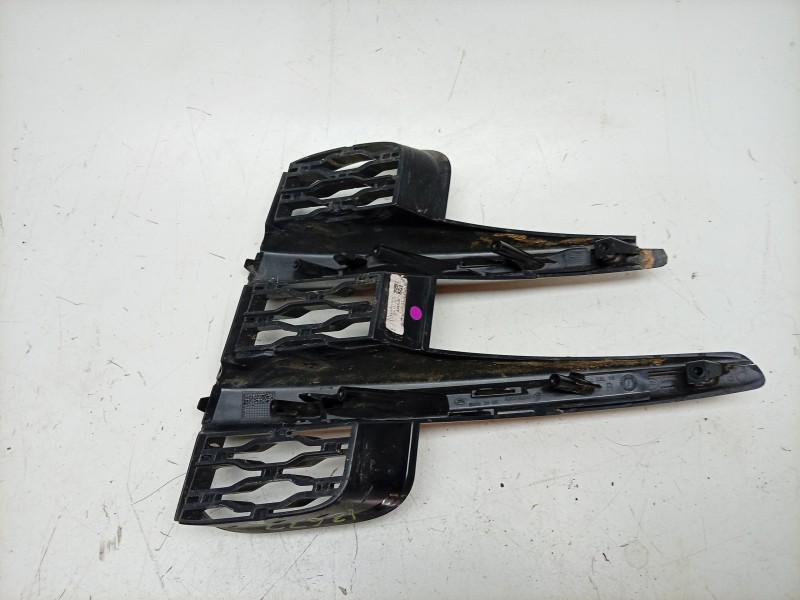 Recambio de rejilla paragolpes izquierda para land rover range rover evoque (l551) 2.0 d165 referencia OEM IAM  LR114729 