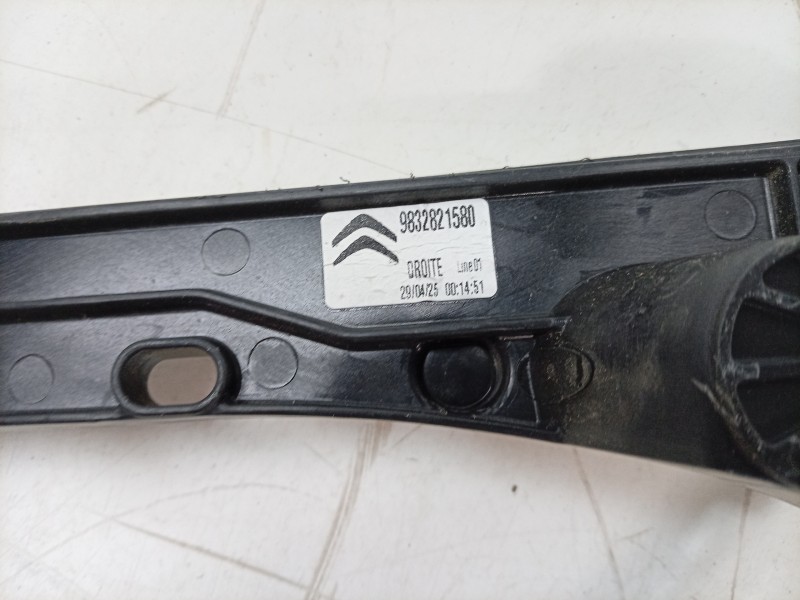 Recambio de elevalunas delantero derecho para citroën c4 iii (ba_, bb_, bc_) 1.2 puretech 130 (bahnsa, bahnsb) referencia OEM IA