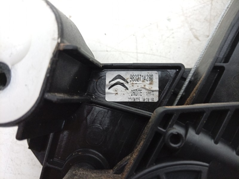 Recambio de elevalunas trasero derecho para citroën c4 iii (ba_, bb_, bc_) 1.2 puretech 130 (bahnsa, bahnsb) referencia OEM IAM 