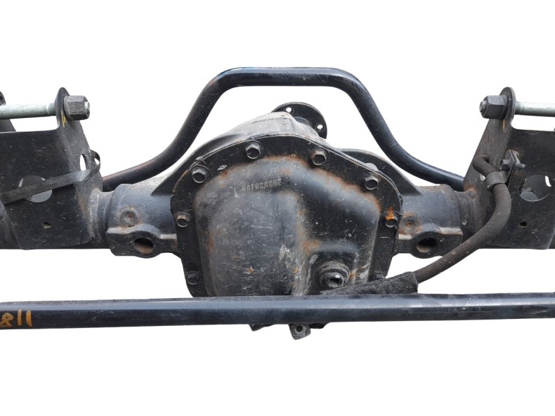 Recambio de puente trasero para ssangyong rexton limited 4x4 referencia OEM IAM 4200036140  