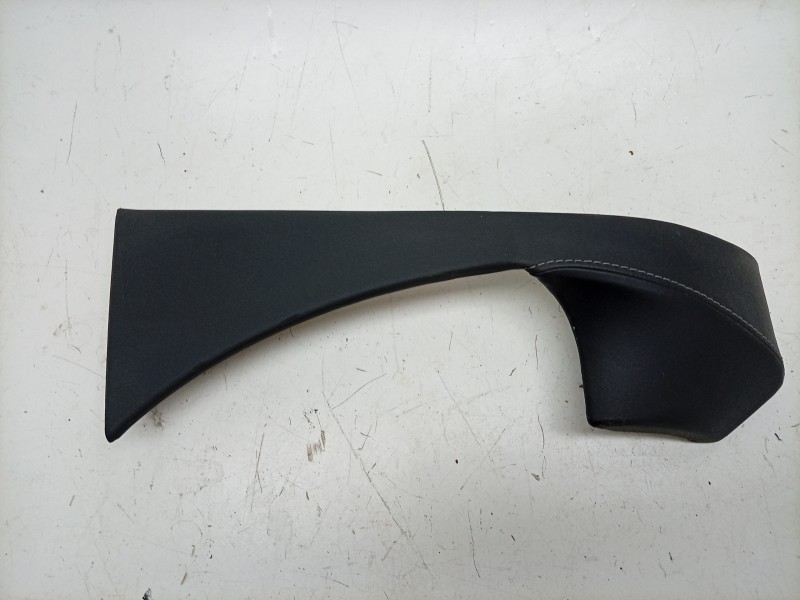 Recambio de moldura para aston martin rapide 5.9 v12 cat referencia OEM IAM   