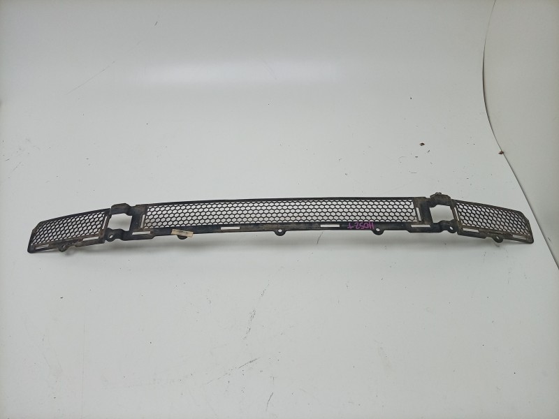 Recambio de molduras traseras para aston martin rapide 5.9 v12 cat referencia OEM IAM  AD4301950AC 