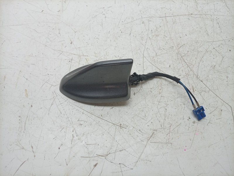 Recambio de antena para ford focus iv (hn) 1.5 ecoblue referencia OEM IAM 2269148 HS7T19K51BB5FM6 