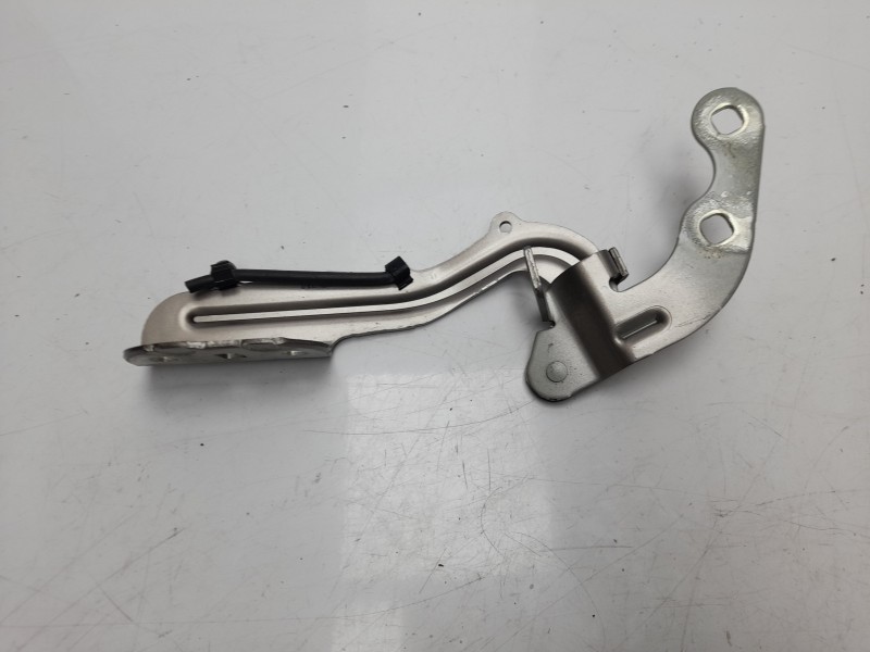 Recambio de retenedor puerta para ford tourneo courier (c4a) titanium referencia OEM IAM ET7616801  