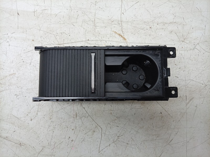 Recambio de guantera para skoda octavia iv (nx3, nn3, pv3) 2.0 tdi referencia OEM IAM  5E38625319B9 