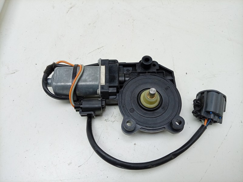 Recambio de motor elevalunas delantero izquierdo para aston martin rapide 5.9 v12 cat referencia OEM IAM  D348207 