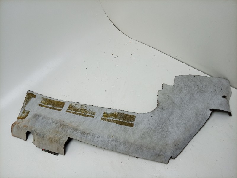 Recambio de guarnecido puerta delantera derecha para aston martin rapide 5.9 v12 cat referencia OEM IAM  4G4313149ABW 