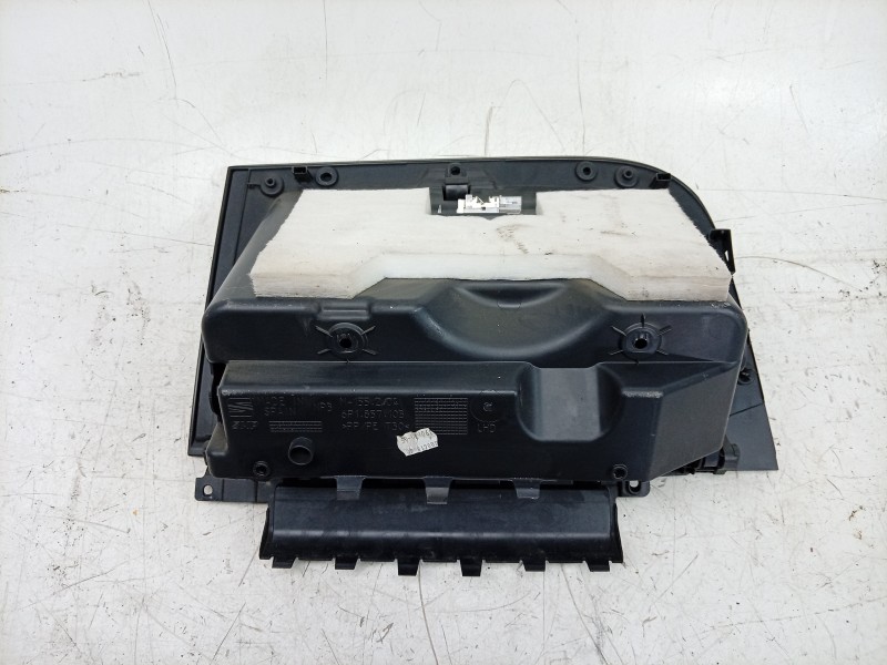 Recambio de guantera para seat ibiza iv (6j5, 6p1) 1.4 tdi referencia OEM IAM  6P1857095D 
