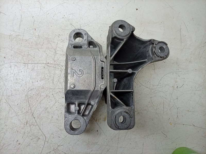 Recambio de soporte motor izquierdo para ford focus iv (hn) 1.5 ecoblue referencia OEM IAM  326F82 