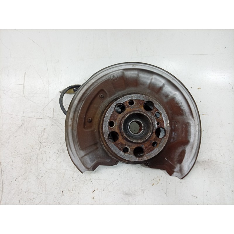 Recambio de mangueta trasera izquierda para mercedes-benz clase c (w204) coupe 2.1 cdi cat referencia OEM IAM  2043500341 