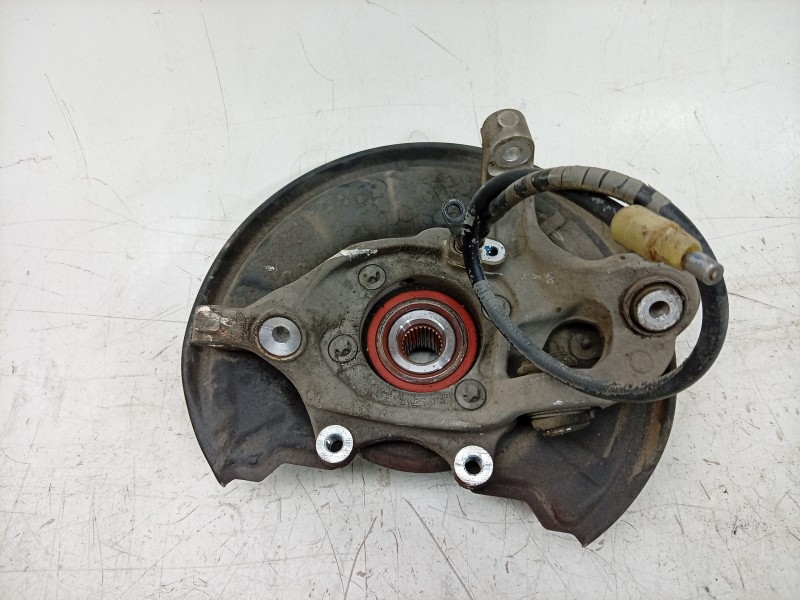 Recambio de mangueta trasera izquierda para mercedes-benz clase c (w204) coupe 2.1 cdi cat referencia OEM IAM  2043500341 