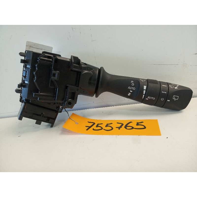 Recambio de mando limpia para toyota auris 1.2 16v turbo cat referencia OEM IAM 17F858 02670 L17