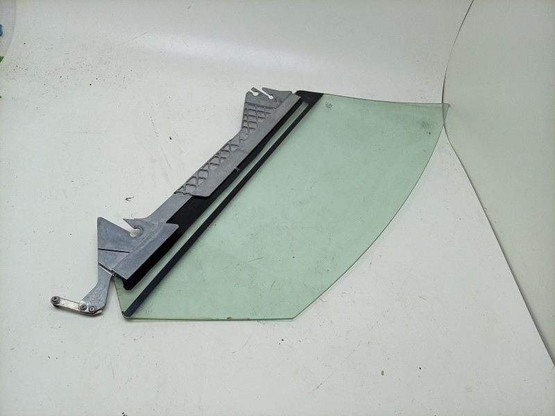 Recambio de luna delantera izquierda para aston martin rapide 5.9 v12 cat referencia OEM IAM  AD43F21411AF 