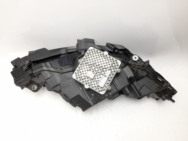 Recambio de faro izquierdo para land rover range rover evoque (l551) 2.0 d165 referencia OEM IAM  M8D213W030BA 