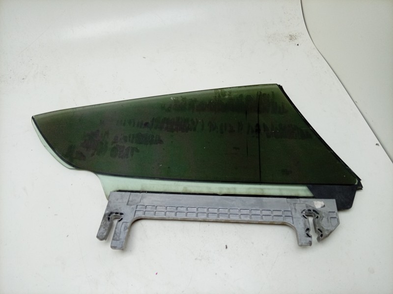 Recambio de luna trasera izquierda para aston martin rapide 5.9 v12 cat referencia OEM IAM  AD43F25829AF 