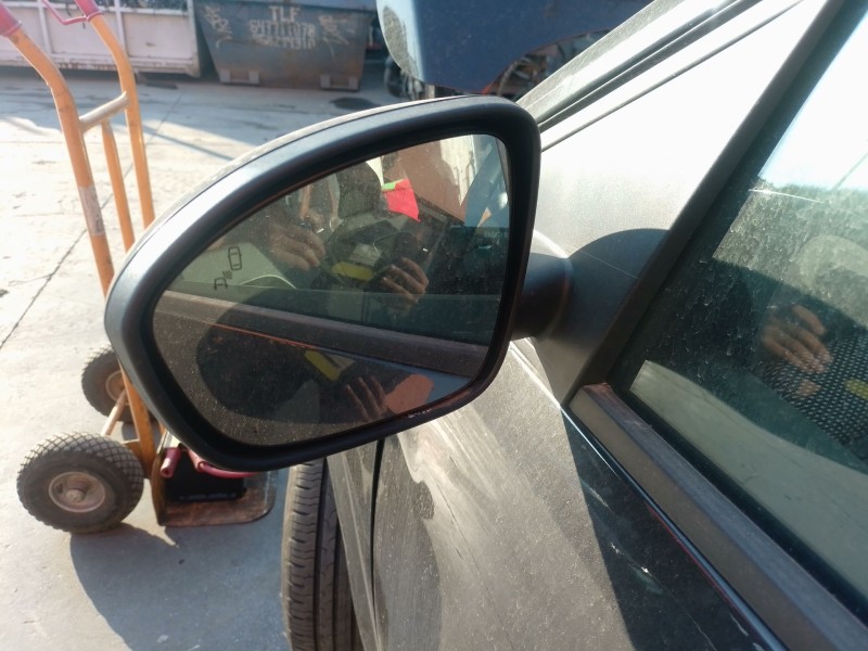 Recambio de retrovisor izquierdo para dacia sandero iii 1.0 tce 90 eco-g referencia OEM IAM   