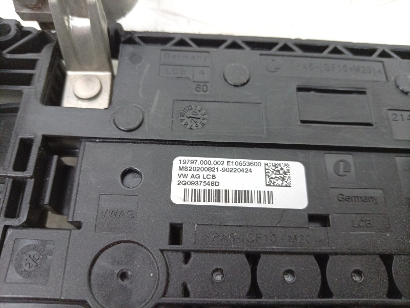 Recambio de caja reles / fusibles para seat arona (kj7, kjp) 1.0 tsi referencia OEM IAM  2Q0937548D 