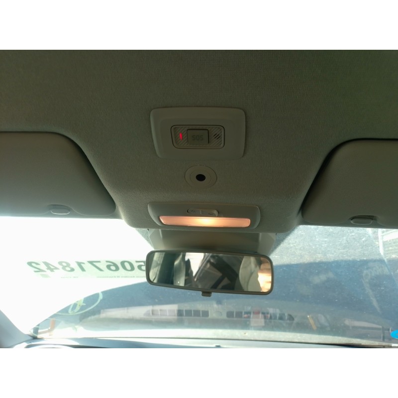 Recambio de luz interior para dacia sandero iii 1.0 tce 90 eco-g referencia OEM IAM   