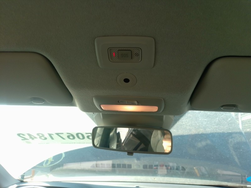Recambio de luz interior para dacia sandero iii 1.0 tce 90 eco-g referencia OEM IAM   
