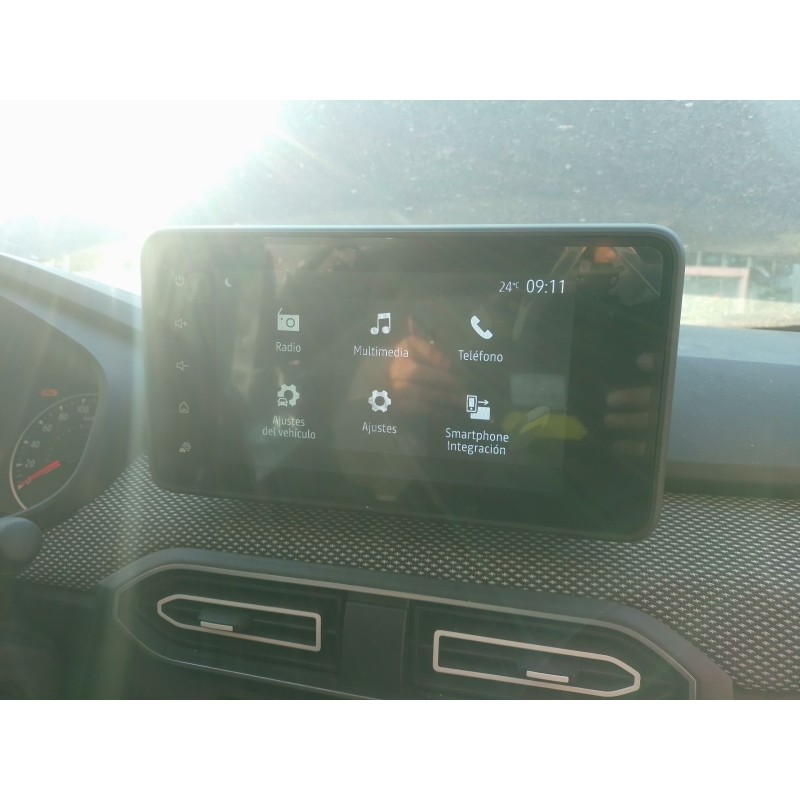 Recambio de sistema audio / radio cd para dacia sandero iii 1.0 tce 90 eco-g referencia OEM IAM   