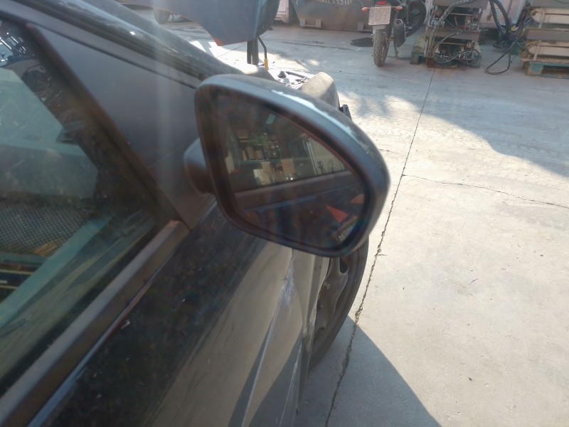 Recambio de retrovisor derecho para dacia sandero iii 1.0 tce 90 eco-g referencia OEM IAM   