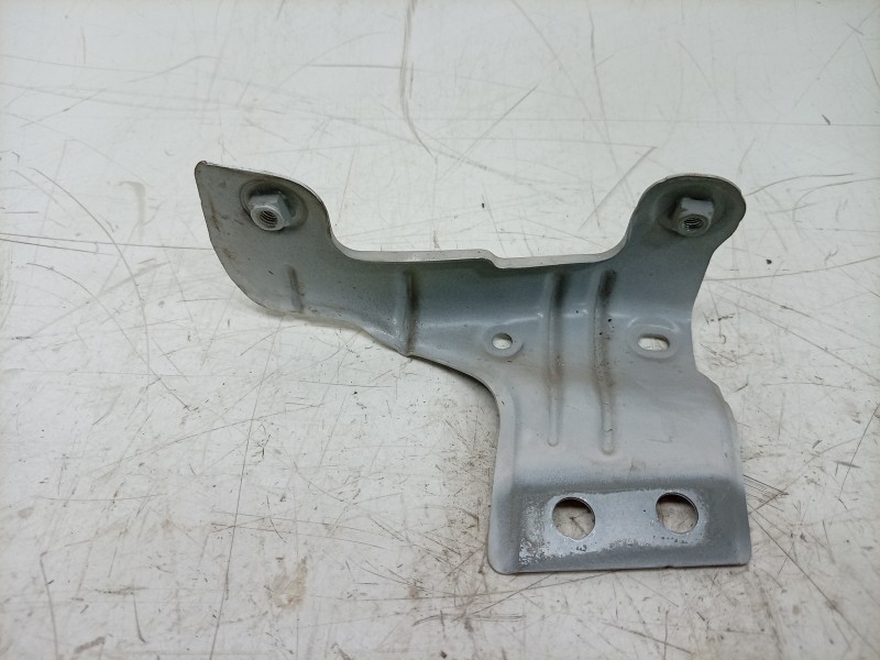 Recambio de soporte paragolpes delantero para seat arona (kj7, kjp) 1.0 tsi referencia OEM IAM  6F0821328A 