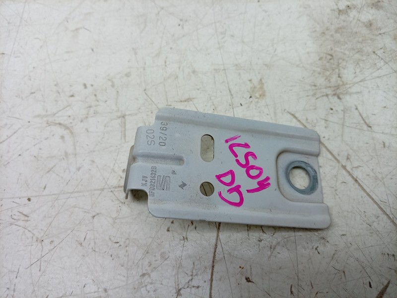 Recambio de soporte paragolpes delantero para seat arona (kj7, kjp) 1.0 tsi referencia OEM IAM  6F0821432B 