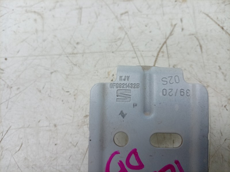 Recambio de soporte paragolpes delantero para seat arona (kj7, kjp) 1.0 tsi referencia OEM IAM  6F0821432B 