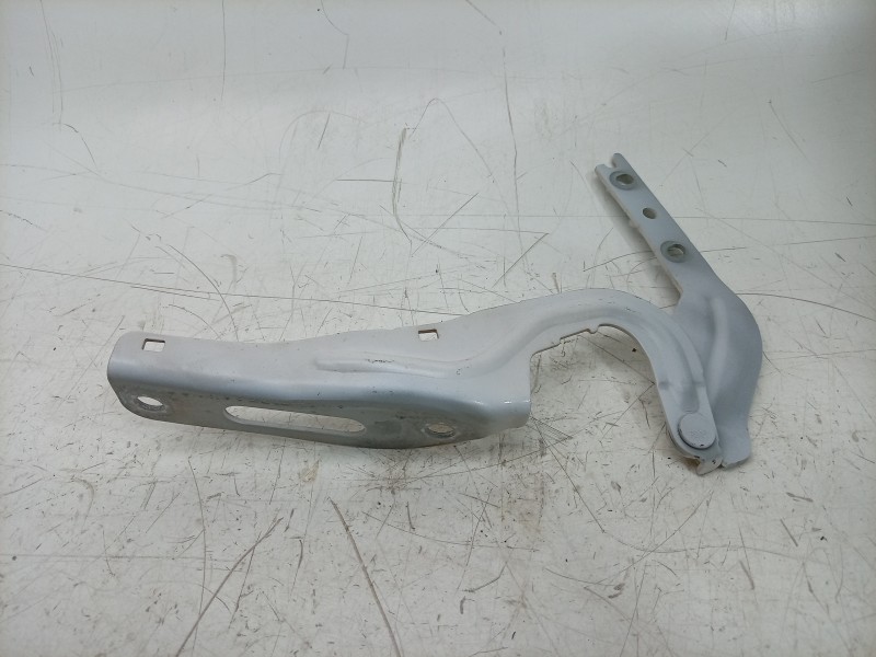 Recambio de bisagra capo derecha para seat arona (kj7, kjp) 1.0 tsi referencia OEM IAM  6F0823302A 