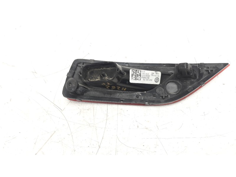 Recambio de piloto trasero derecho paragolpes para volkswagen t-cross 1.0 tsi referencia OEM IAM 2GM945702  