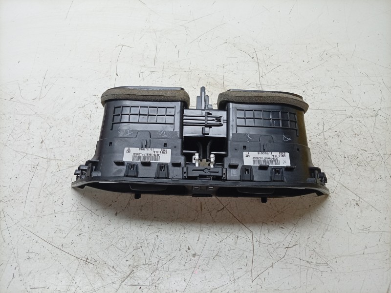 Recambio de aireador central para ford focus iv (hn) 1.5 ecoblue referencia OEM IAM  JX7B19K617 