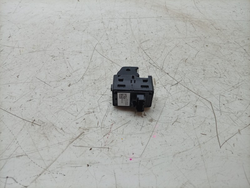 Recambio de mando elevalunas trasero derecho para ford focus iv (hn) 1.5 ecoblue referencia OEM IAM H1BT14529AA H1BT14529AA 
