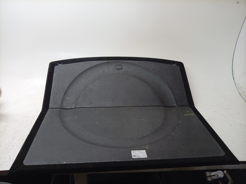 Recambio de alfombra maletero para land rover range rover evoque (l551) 2.0 d165 referencia OEM IAM  K8D21350 