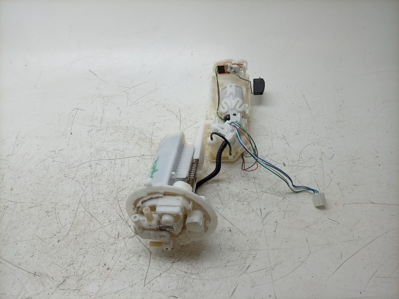 Recambio de bomba combustible para toyota c-hr (_x1_) 2.0 hybrid (maxh10) referencia OEM IAM 7702002C50 7702002C50 