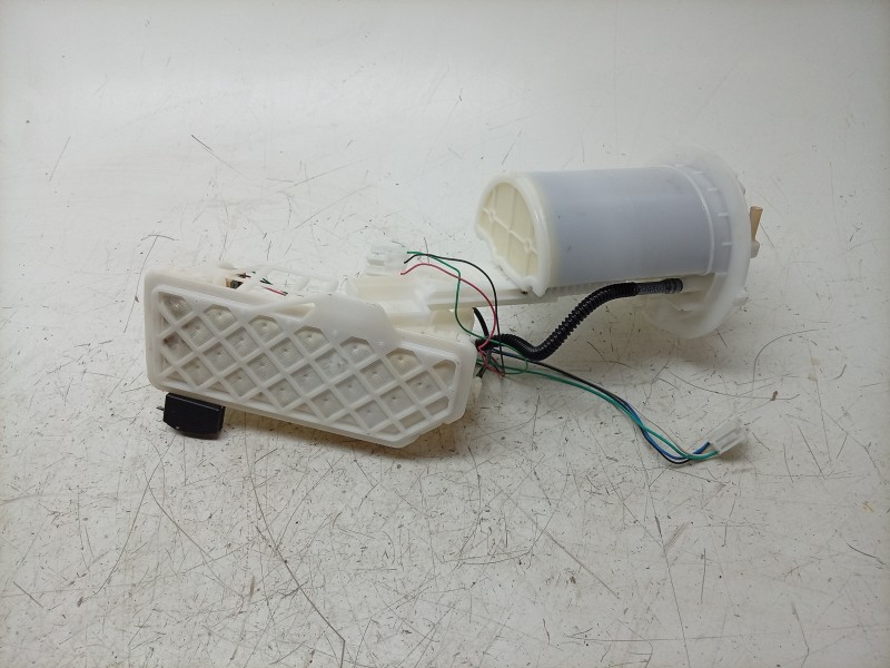 Recambio de bomba combustible para toyota c-hr (_x1_) 2.0 hybrid (maxh10) referencia OEM IAM 7702002C50 7702002C50 