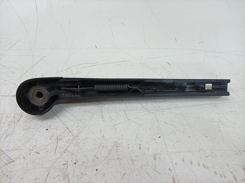Recambio de brazo limpia trasero para seat arona (kj7, kjp) 1.0 tsi referencia OEM IAM  6F9955704 