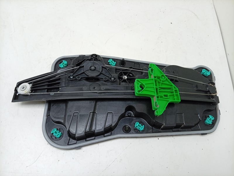 Recambio de elevalunas trasero derecho para skoda octavia iv (nx3, nn3, pv3) 2.0 tdi referencia OEM IAM 5E3839462 5E3839656 